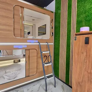  Capsule hotel Capsule Slovenia